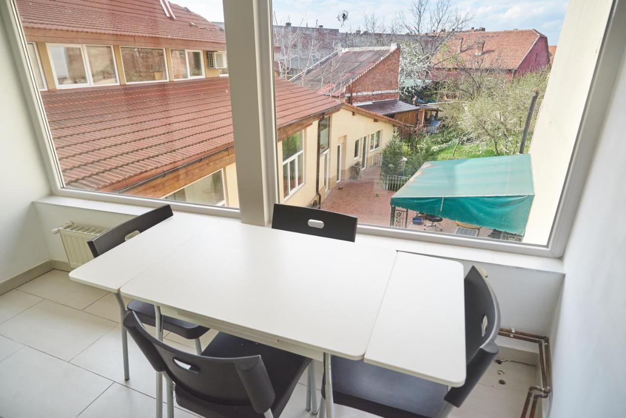 Zen House Hostel Timisoara Exterior photo
